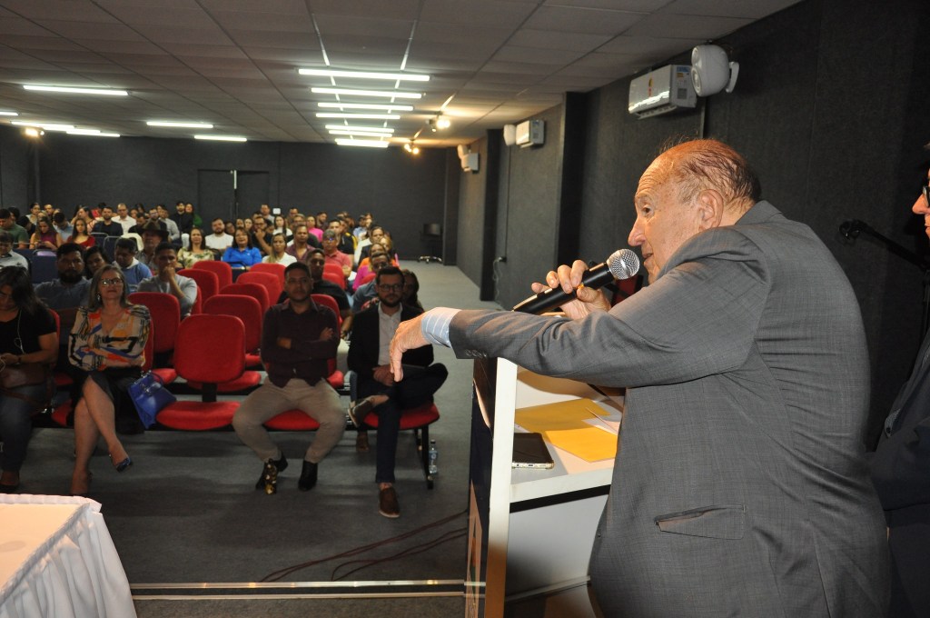 Ex-Deputado José Marcos de Lima sinaliza possível candidatura à prefeitura de São José do Egito em evento na&nbsp;FVP