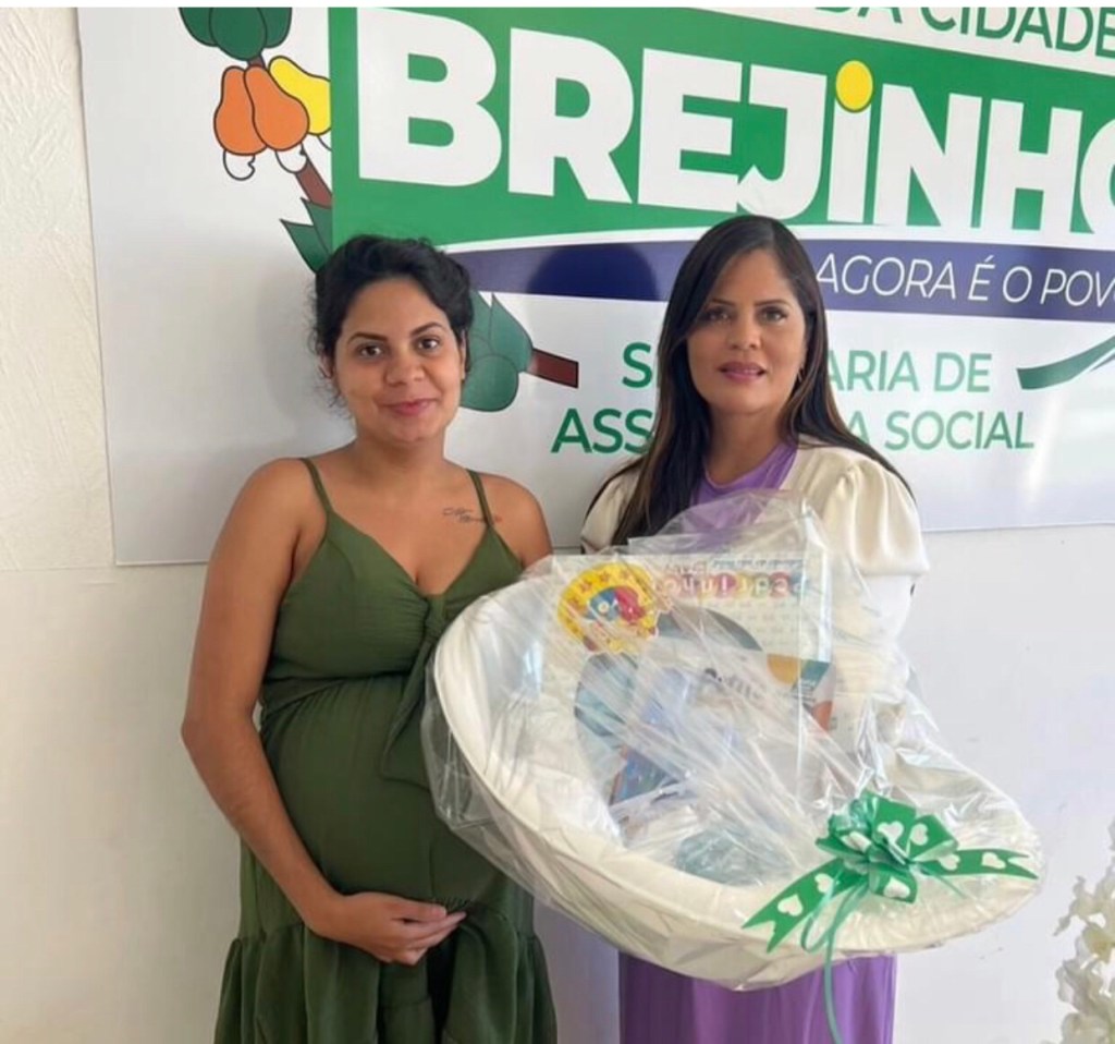 Prefeitura de Brejinho distribui kits natalidade em ação de&nbsp;solidariedade
