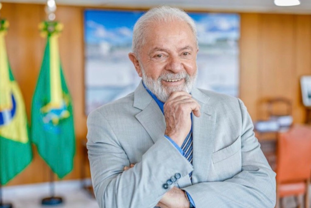 Cirurgia no quadril de Lula foi bem-sucedida, afirmam&nbsp;médicos