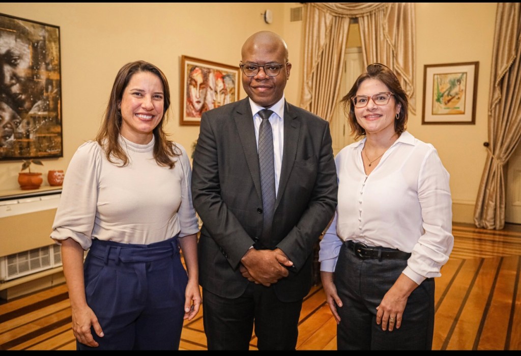 Raquel Lyra discute ações para melhoria do sistema penitenciário de Pernambuco com o ministro Silvio&nbsp;Almeida