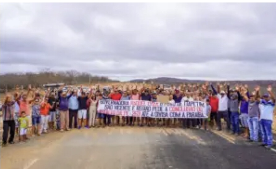 Moradores de São Vicente, em Itapetim, pedem retomada de estrada que vai ligar aquele distrito à&nbsp;Paraíba