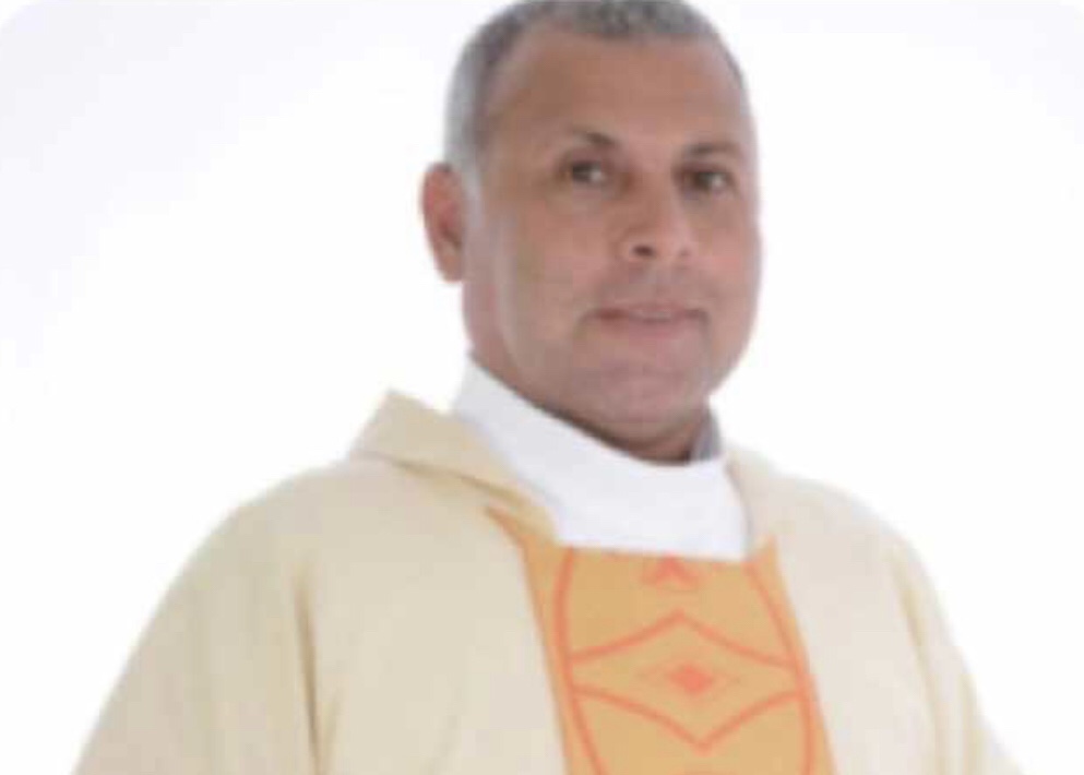 Despedida emocionante: última homenagem ao Padre José Ailton&nbsp;Costa