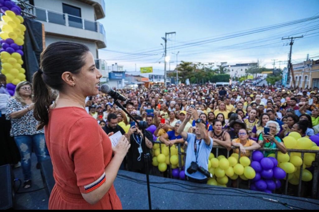 Governo de Pernambuco assina ordem de serviço para recuperação da PE-109 e autoriza obras na&nbsp;PE-112