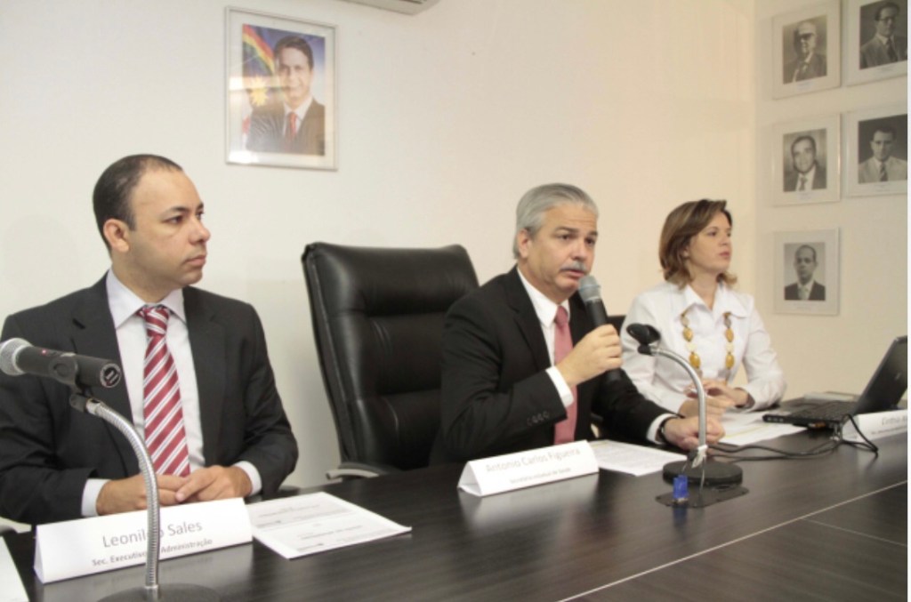 Governo de PE anuncia seleção simplificada de 44 médicos para o complexo hospitalar da&nbsp;UPE