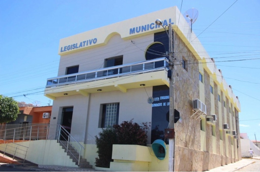 Câmara Municipal de Tabira faz concurso com 08 vagas em diversos níveis de&nbsp;escolaridade