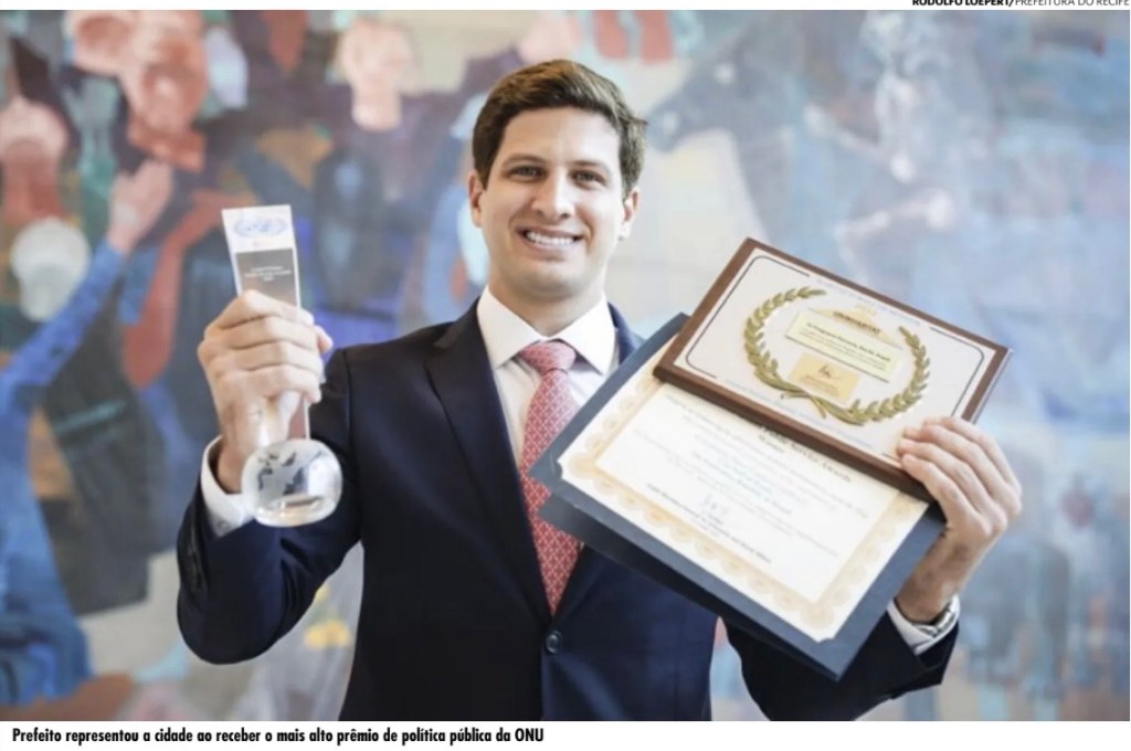 Prefeito do Recife, João Campos, recebe prêmio da ONU por iniciativa nos Centros Comunitários da Paz&nbsp;(Compaz)