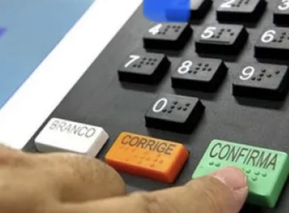 Da Coluna do Domingão: cenário eleitoral se desenha nas cidades do Pajeú para&nbsp;2024