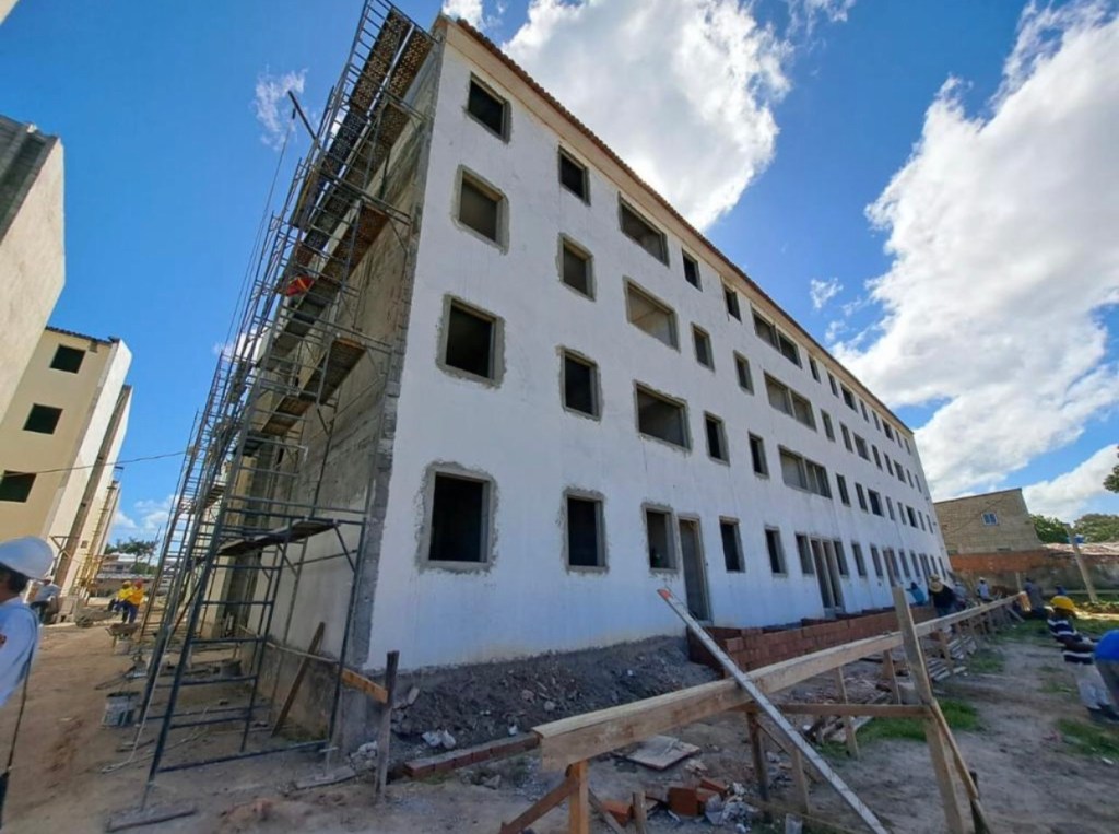 Raquel Lyra cria grupo de trabalho e acelera contratação de 10 mil moradias no&nbsp;Estado