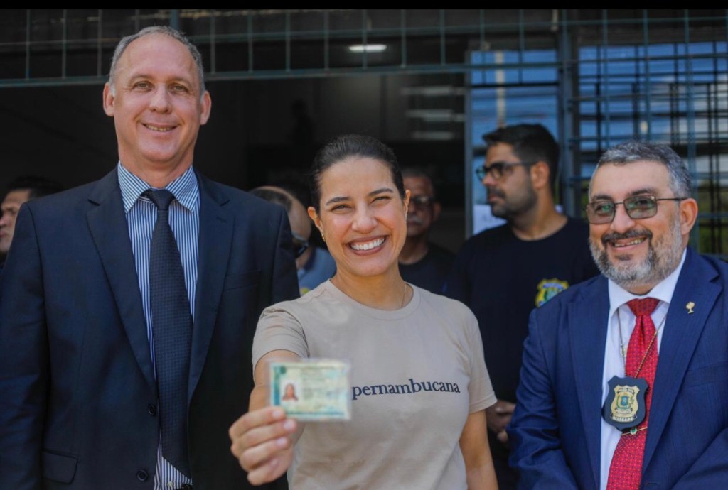 Raquel Lyra inaugura Laboratório de Papiloscopia Forense e&nbsp;lança nova Carteira de&nbsp;Identidade&nbsp;Nacional