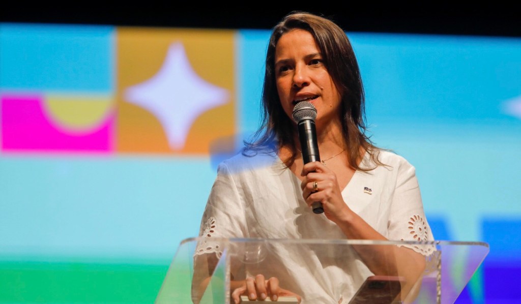 Raquel Lyra se posiciona contra a comercialização de  cigarros eletrônicos no&nbsp;Brasil.