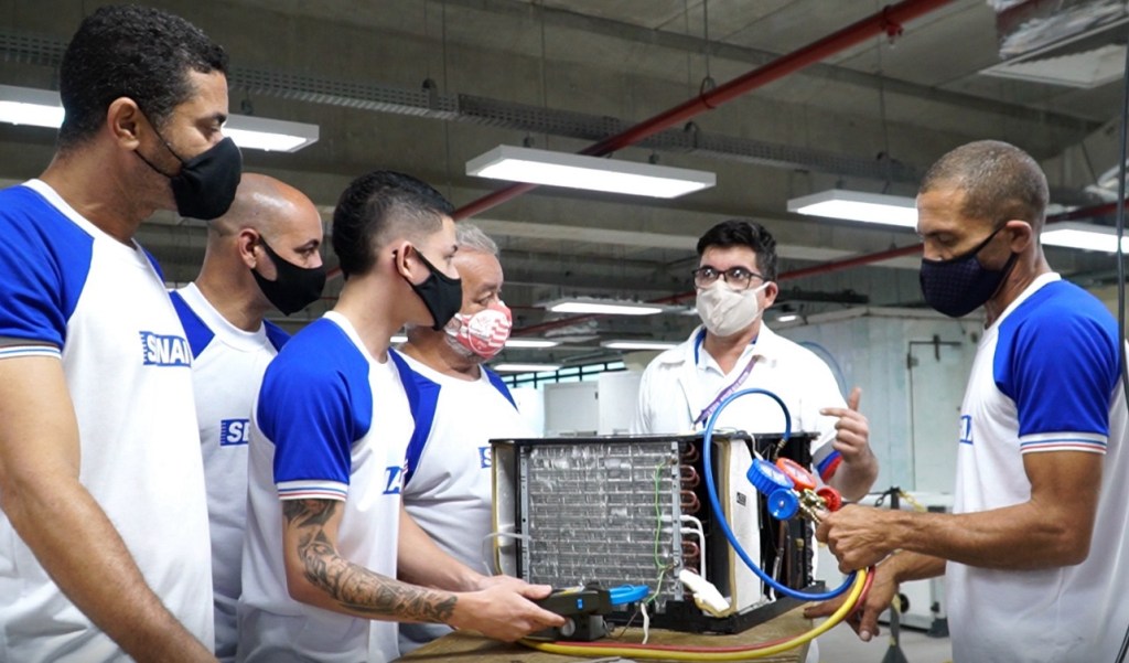 SENAI oferece 175 vagas para cursos do Qualifica PE, em Petrolina e&nbsp;Salgueiro