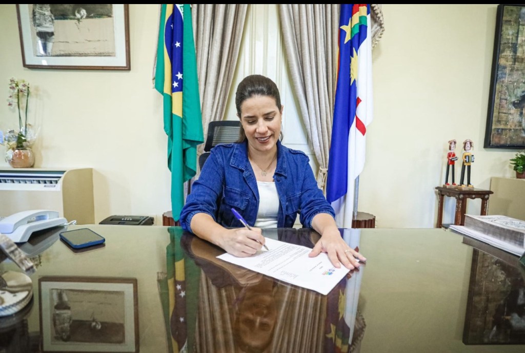 Juntos pela Segurança:  Raquel Lyra nomeia 240 novos policiais&nbsp;penais