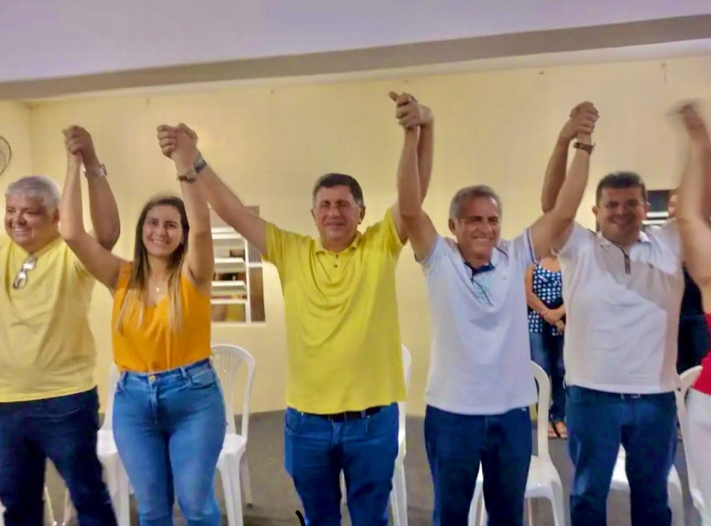 Prefeito Adelmo Moura anuncia chapa com Aline na cabeça e Chico de Laura&nbsp;vice