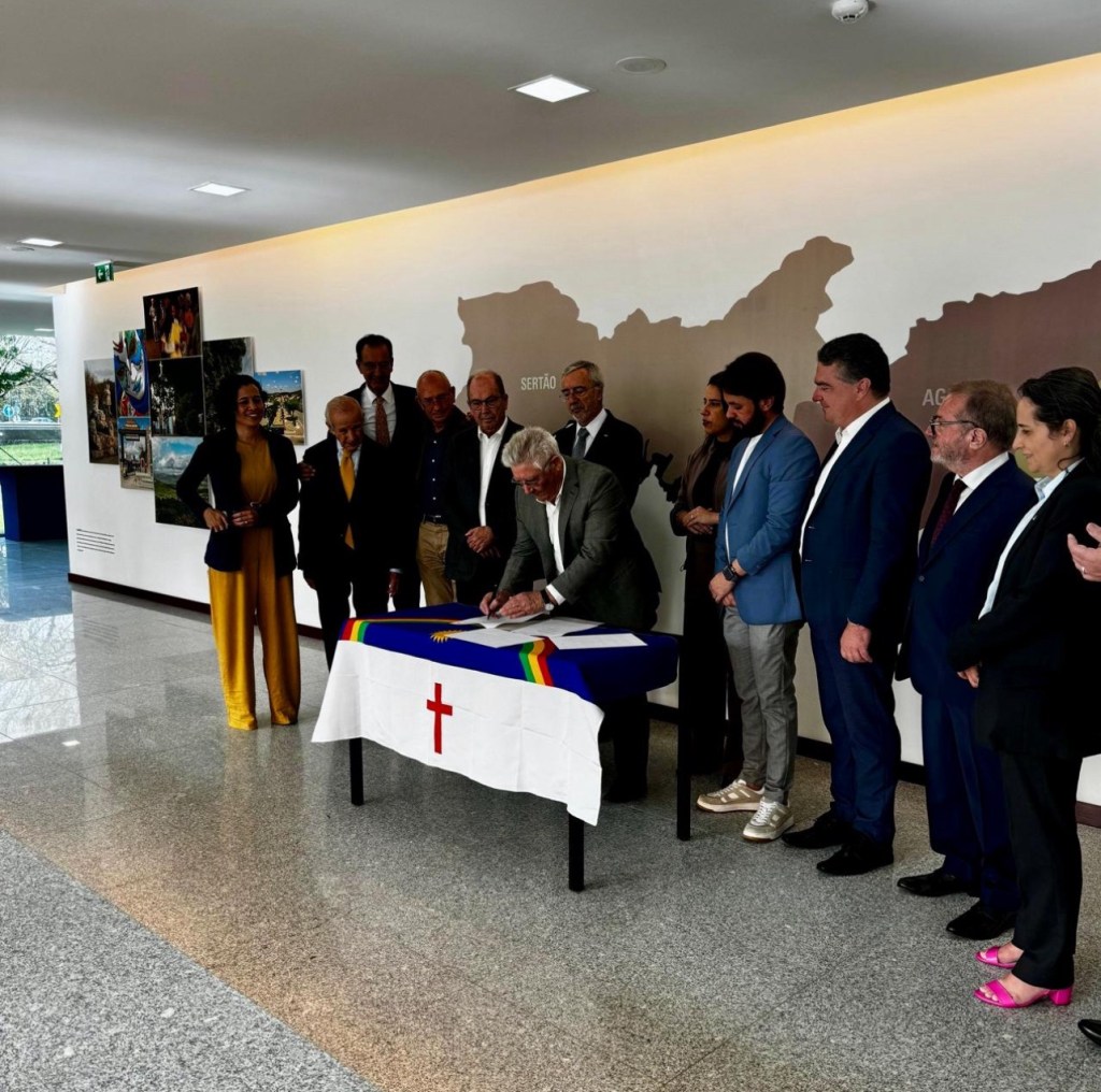 Em Portugal, Raquel Lyra assina convênio com o Instituto Pernambuco&nbsp;Porto