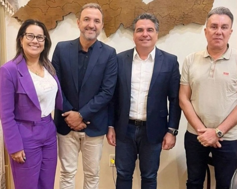 Prefeito eleito de São José do Egito se reúne com Túlio Vilaça, Secretário do Governo Raquel&nbsp;Lyra