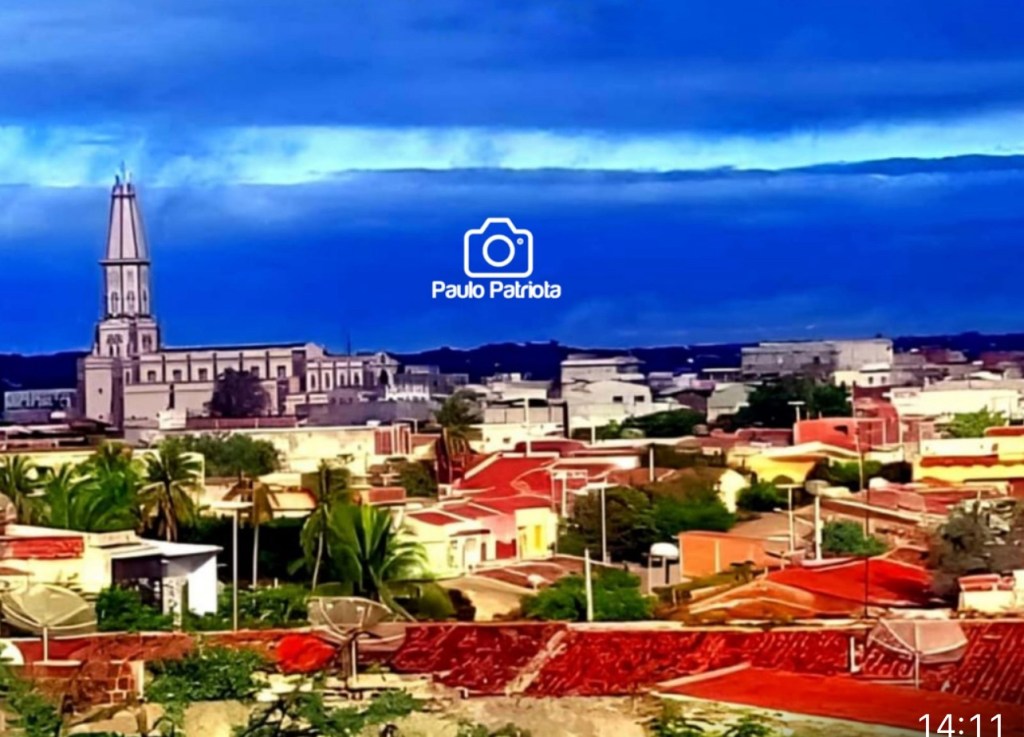 Paulo Patriota prepara lançamento do livro “Itapetim e Seu Povo: Fotos & Crônicas” – Uma homenagem artística à história e cultura&nbsp;itapetinense