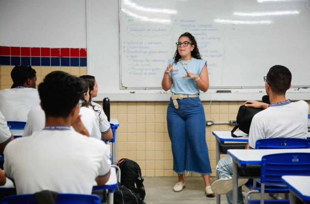 Governo do Estado abre, de forma inédita, vagas de intercâmbio internacional para professores da rede estadual de&nbsp;ensino