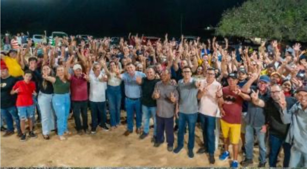 Prefeito de Itapetim celebra entrega de passagem molhada no Sítio São&nbsp;Miguel