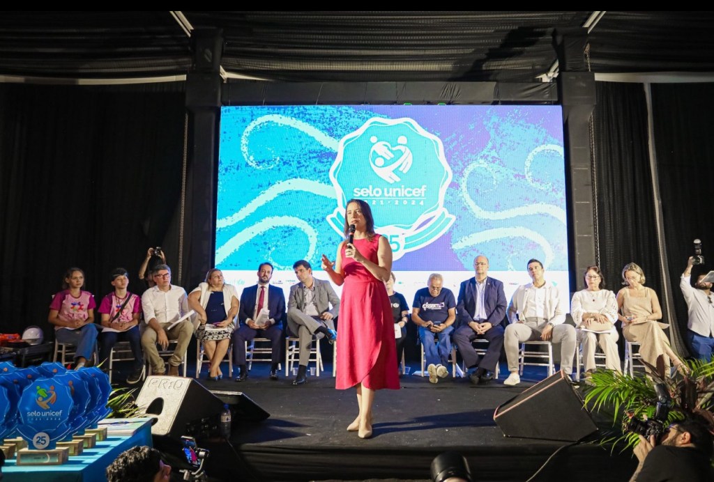 Raquel Lyra participa de cerimônia de certificação de 83 municípios com o Selo&nbsp;UNICEF