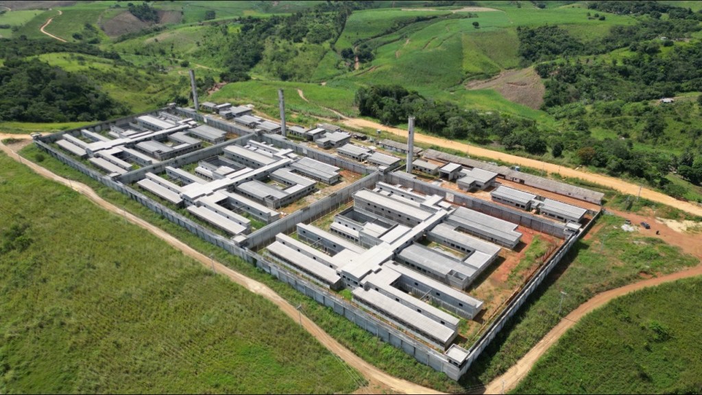 Juntos Pela Segurança: Governo de PE vai concluir três presídios em&nbsp;Araçoiaba
