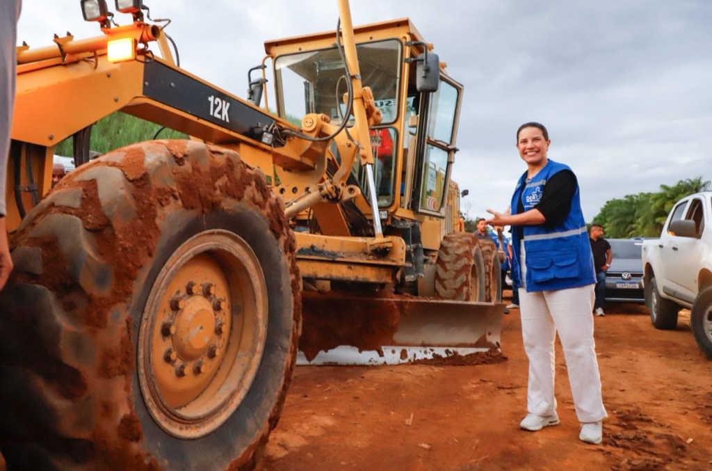 PE na Estrada: Raquel Lyra vistoria obras em rodovias que vão melhorar acesso a praias do Litoral&nbsp;Sul