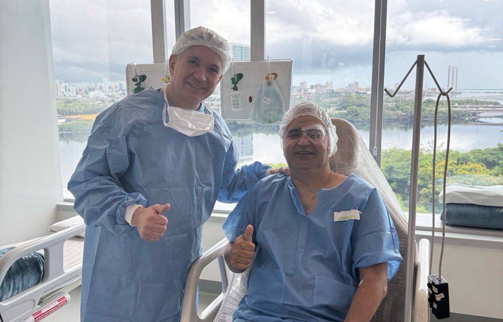 Prefeito de Brejinho passa por cirurgia ocular e se recupera&nbsp;bem