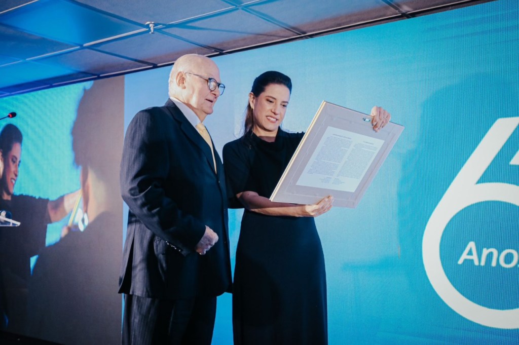 Nos 65 anos da CDL Recife, Raquel Lyra destaca crescimento econômico de&nbsp;PE