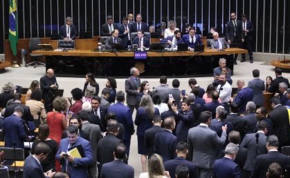 Com 311 votos, Câmara aprova urgência do projeto da&nbsp;anistia