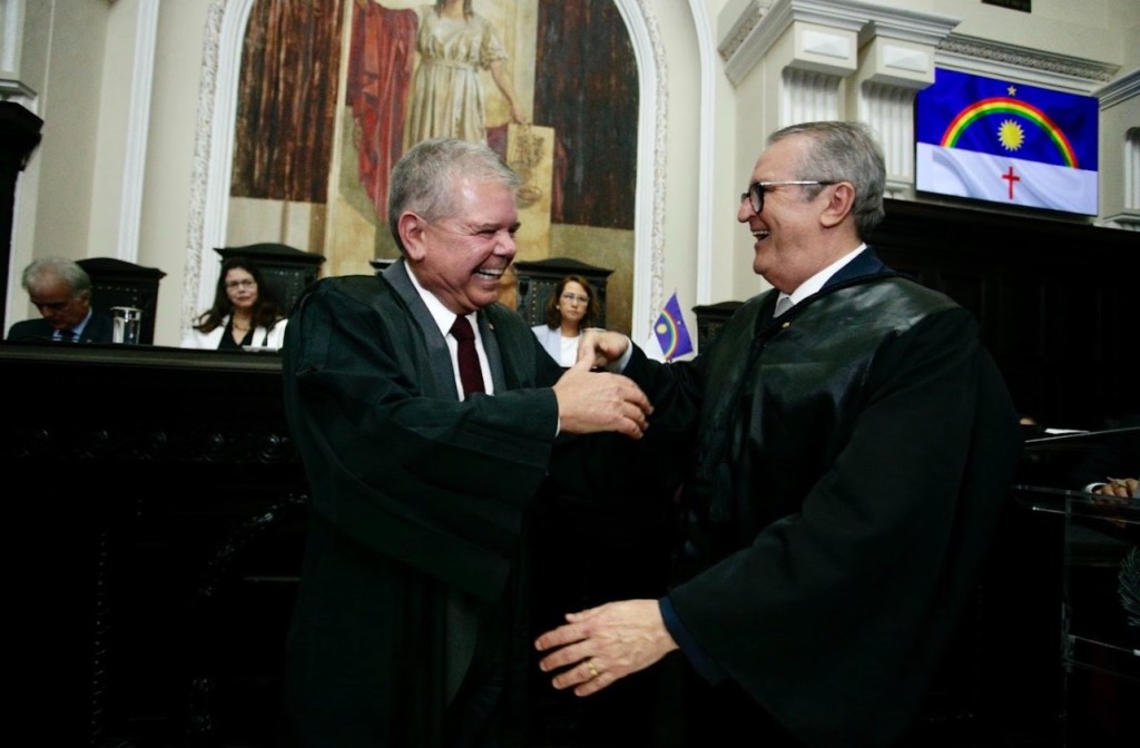 Câmara de Itapetim concede títulos de Cidadão Itapetinense a Ricardo Paes Barreto e Mozart&nbsp;Valadares