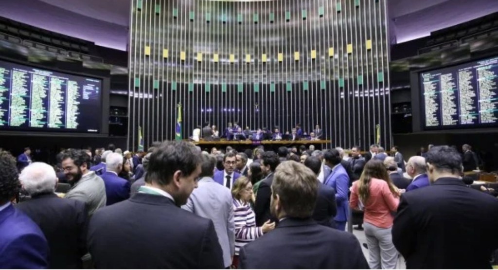 Novo Imposto de Renda: Isenção total para quem ganha até R$ 5 mil e taxação de&nbsp;super-ricos