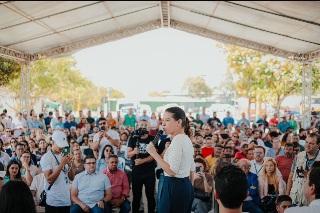 Em Caruaru, Raquel Lyra anuncia mais de R$ 9 milhões para a construção da nova Feira do Gado e pavimentação de&nbsp;ruas