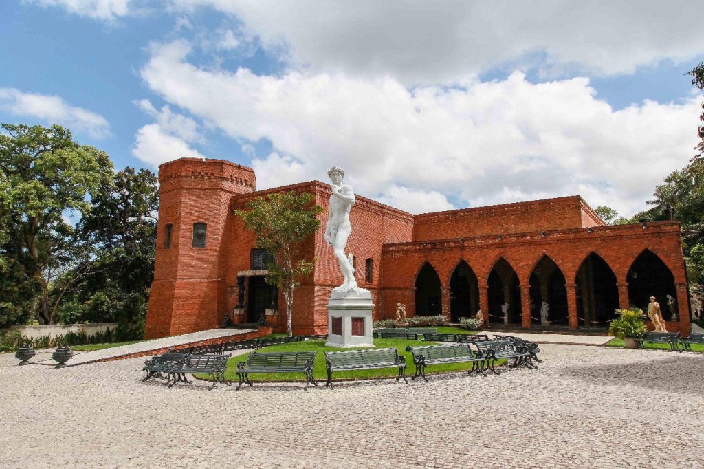 Instituto Ricardo Brennand realiza Peça a Peça sobre o Museu como organismo&nbsp;vivo