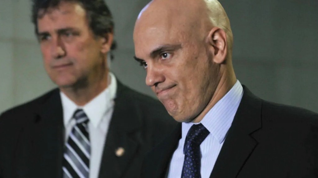 Oposição no Congresso usa caso Banco Master para impulsionar pedidos de impeachment contra Alexandre de&nbsp;Moraes