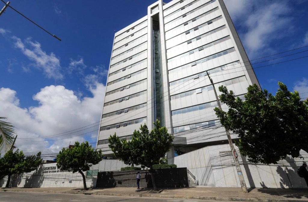 Seleção pública para contratação temporária de 133 profissionais é aberta pelas Secretarias de Administração e de&nbsp;Saúde