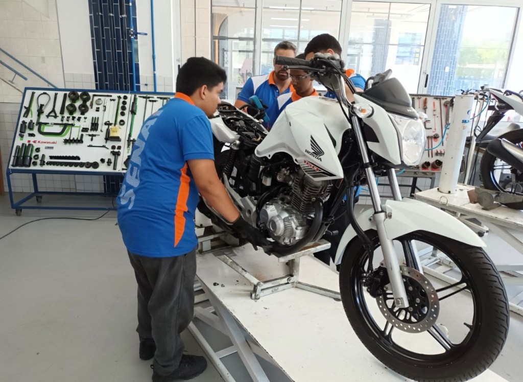 SENAI Pernambuco tem oferta de cursos rápidos nas áreas automotiva, industrial, elétrica e de energia&nbsp;solar