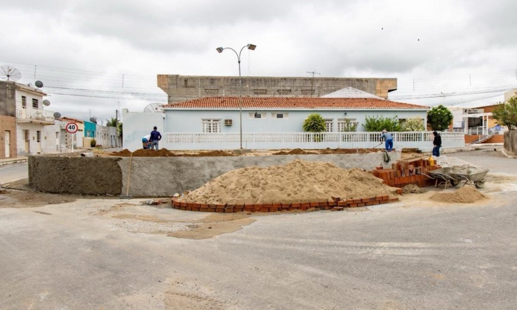 Prefeitura de Itapetim inicia requalificação da Praça Aderbal&nbsp;Rego