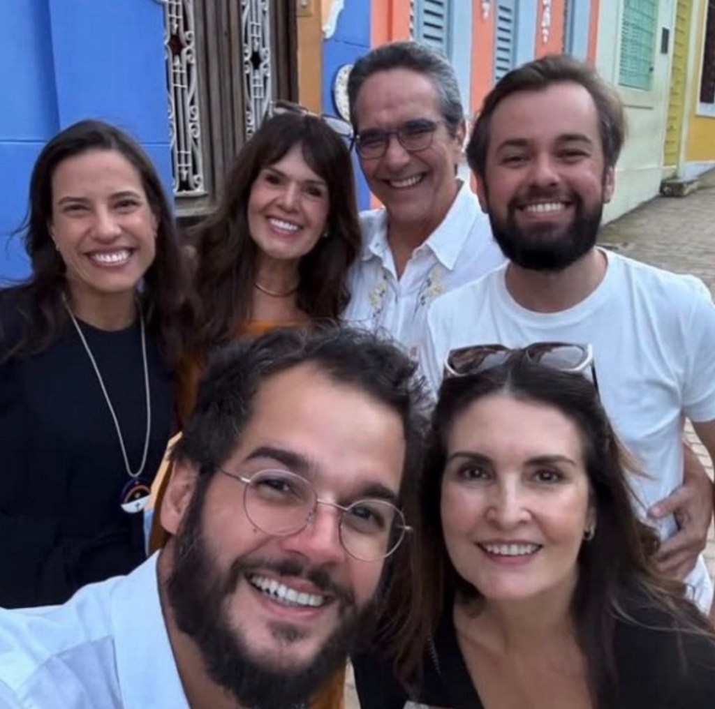 Passeio descontraído reúne Raquel Lyra, Túlio Gadêlha e Fátima Bernardes e agita bastidores&nbsp;políticos