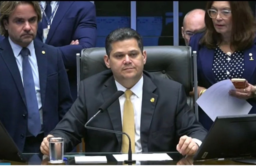 Alcolumbre promulga Lei da Dosimetria e medida pode reduzir penas de condenados do 8 de&nbsp;Janeiro