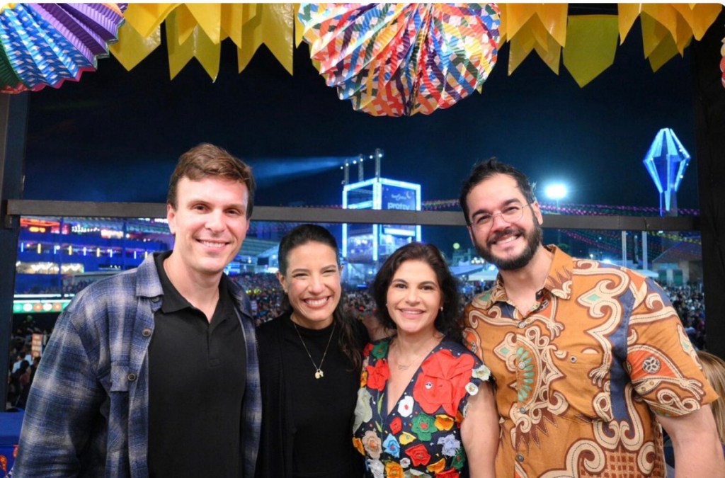 Foto em Caruaru reforça sinais da chapa majoritária de Raquel para&nbsp;2026