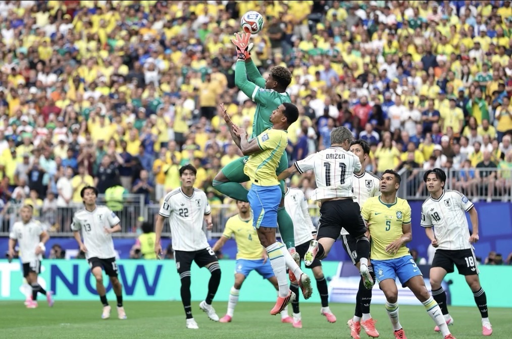 Brasil busca virada heróica, vence o Japão e garante vaga nas oitavas da Copa
